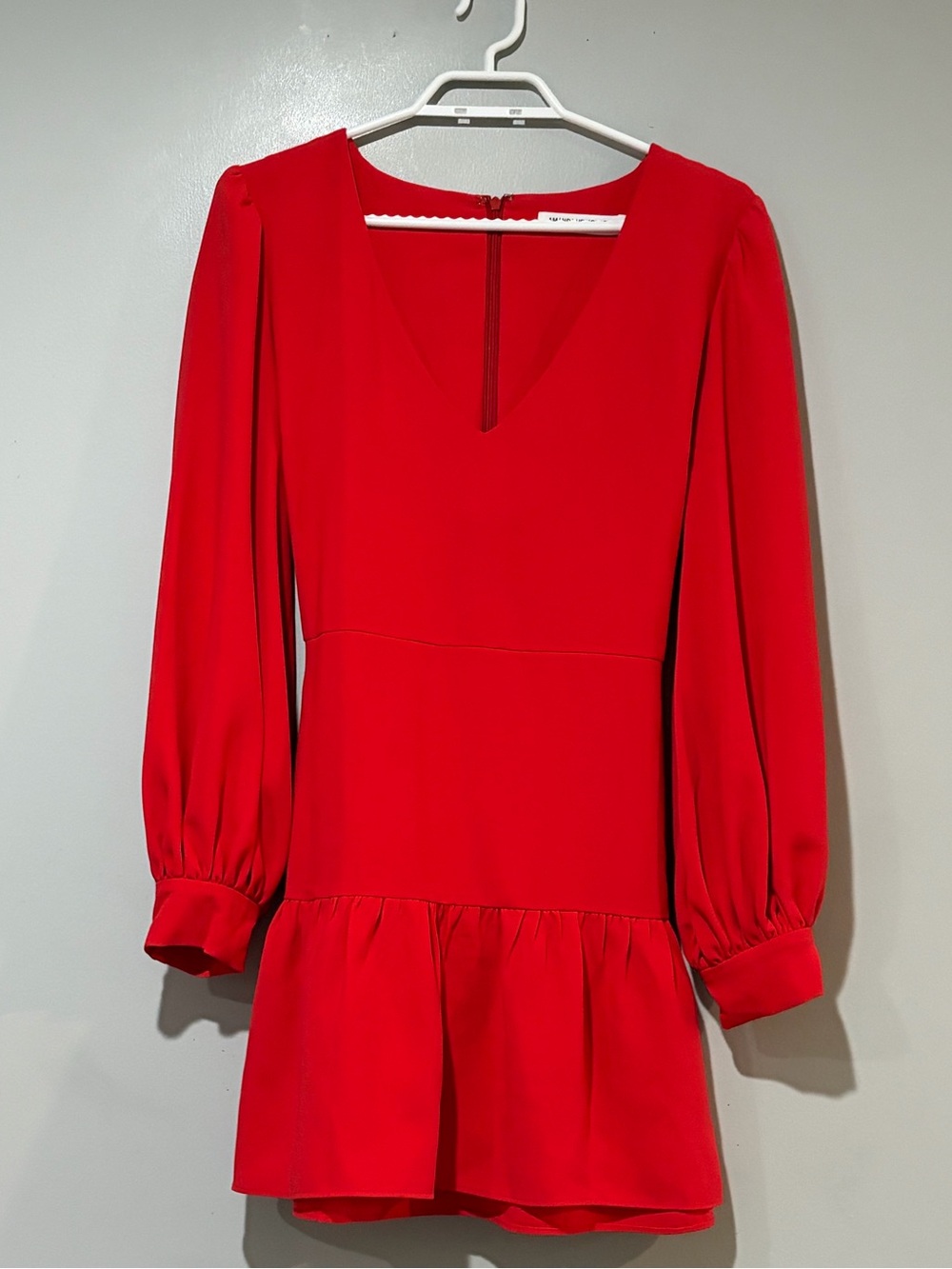 Revolve AMANDA UPRICHARD Selene Liptick Red Belted Ruffle Mini Dress Size M - Picture 2 of 12